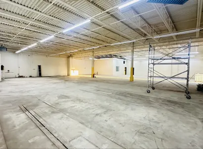 How Often Should a Warehouse Interior Be Repainted in North Texas?