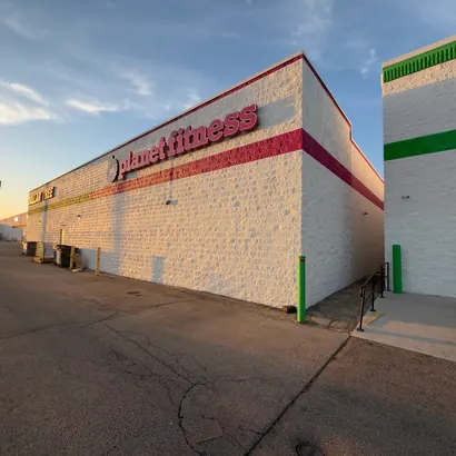 Retail Center Exterior Repaint, Plano TX: photo 4